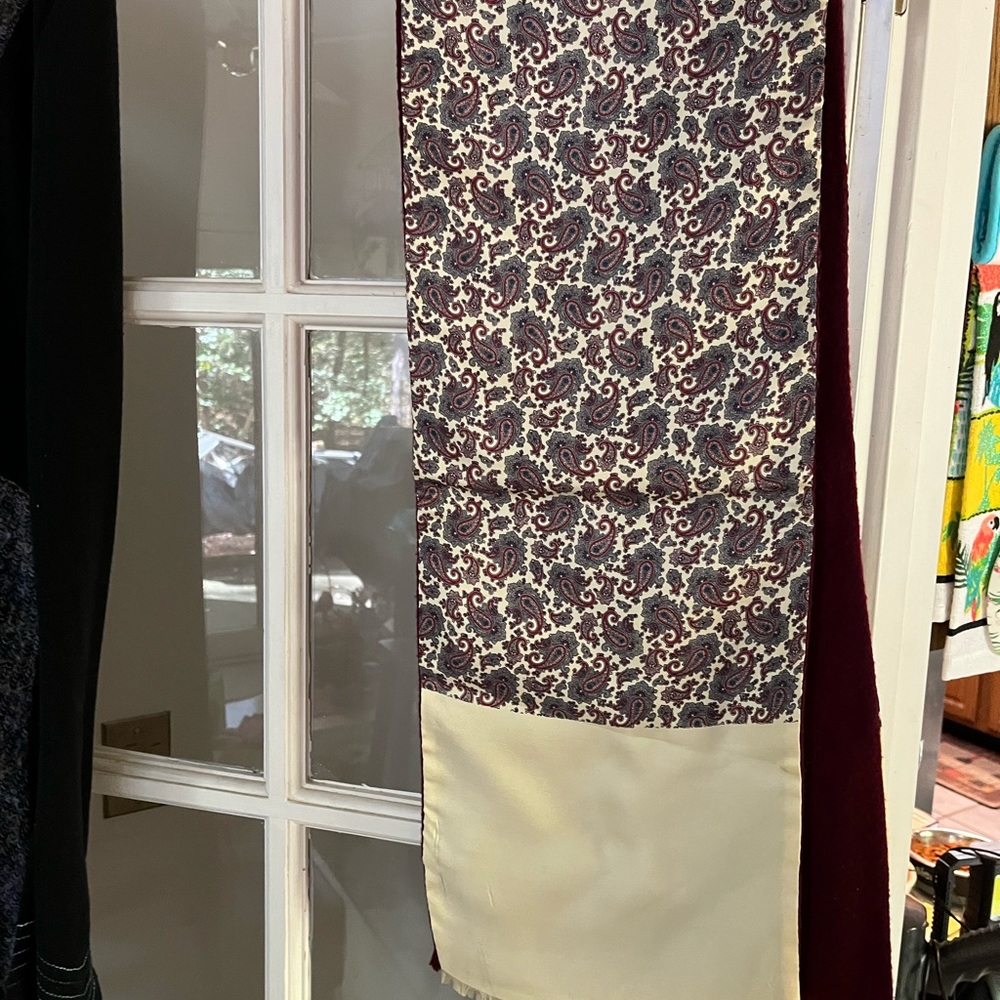 Christian Dior Silk and Wool Scarf - Picture 4 of 4